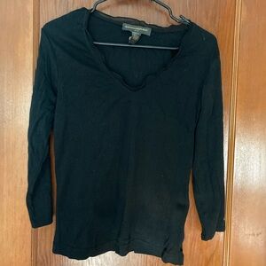 Banana Republic Lace Neck V-Neck Shirt with Long Sleeves 🖤✨🖤✨🖤✨
